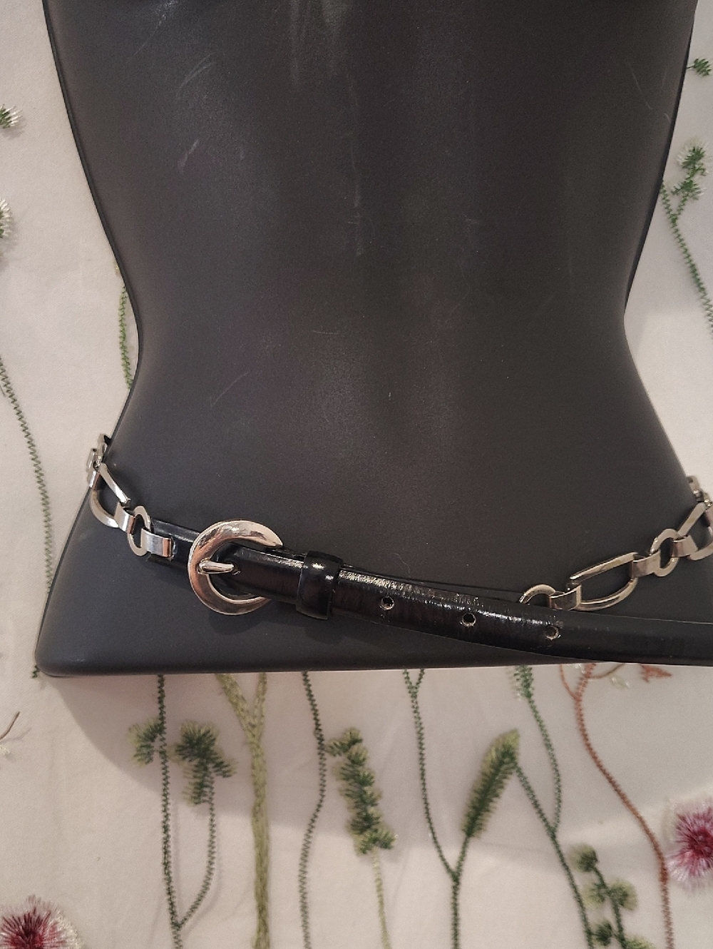 Vintage Y2k Black Leather and Silver Chain Waist Belt with Rounded Buckle